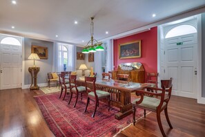 Villa - 4 sovrum - privat pool | Vardagsrum | Platt-tv och dvd-spelare