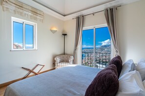 2 bedrooms, individually decorated, individually furnished - Scenic Apartment - Palheiro Village (Funchal)