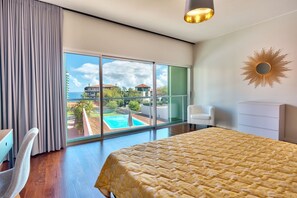 Villa, 4 Bedrooms, Private Pool | 4 bedrooms, desk, laptop workspace, free cribs/infant beds - Villa Nogueira IV (Funchal)