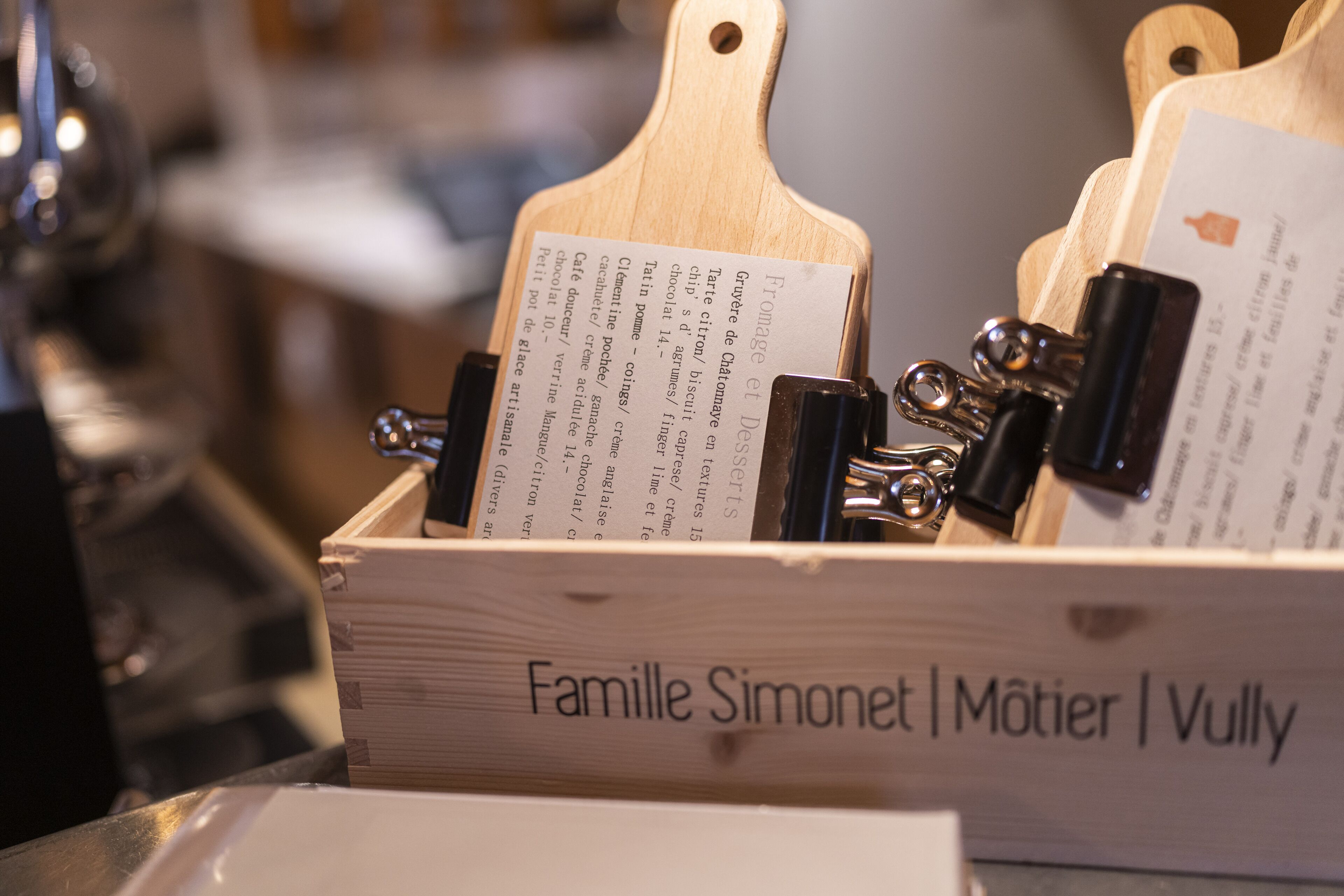 lunch, dinner served; regional cuisine, al fresco dining