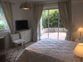 Studiosuite, Küche (A2) | Wohnbereich