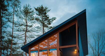 Black Crane Chalet