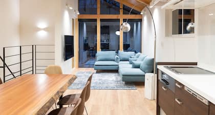 Black Crane Chalet