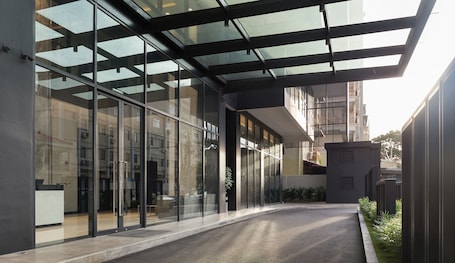 Exterior. Luxcity Hotel & Apartment