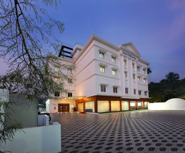 Ngoại thất