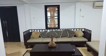 T-Rooms Homestay Bandara
