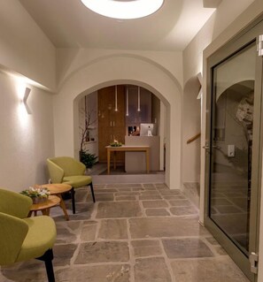 Reception - Boutique Hotel Grüner Zweig (Schlettau)