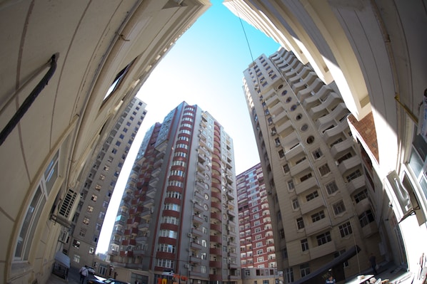 Front of property - Bakuvi Tourist Apartment B101 (Baku)