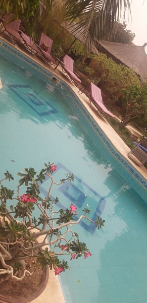 Utomhuspool