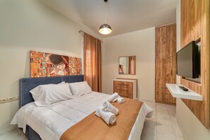 Basic Suite | 1 bedroom, soundproofing, iron/ironing board, travel crib - Amoudara Suites (Malevizi)