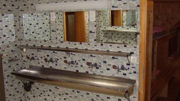Shower, towels