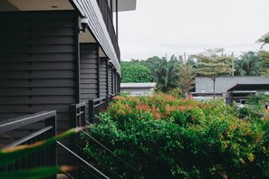 Garden view - Hillside Boutique (Surat Thani)