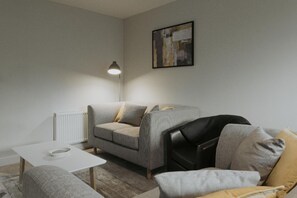 Smart TV - Weaver House (Chester)