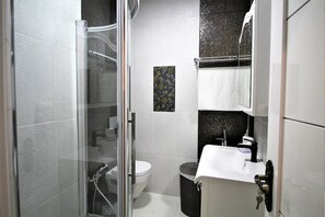 Business-Apartment | Badezimmer