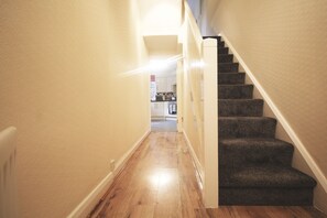 Hallway - Handbridge House (Chester)