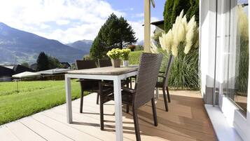 Apartment, 2 Bedrooms | Terrace/patio