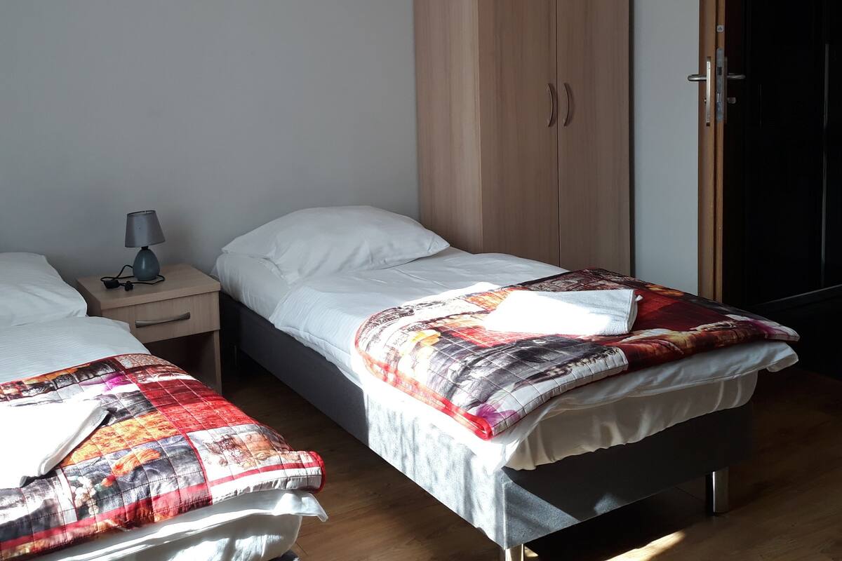 Free WiFi, bed sheets