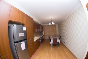 Private kitchen - Bakuvi Tourist Apartment B095 (Baku)