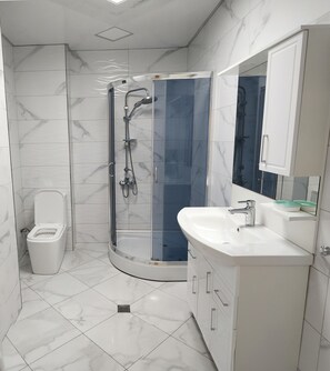 Apartment | Bathroom - Bakuvi Tourist Apartment B056 (Baku)