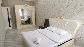 Tabla de planchar con plancha y camas plegables/adicionales