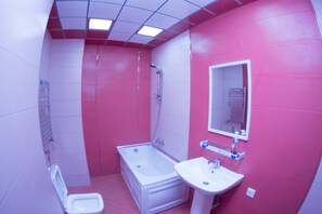Comfort Apartment | Bathroom - Bakuvi Tourist Apartment B008 (Baku)
