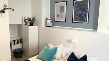 Room (5) | Iron/ironing board, free WiFi, bed sheets