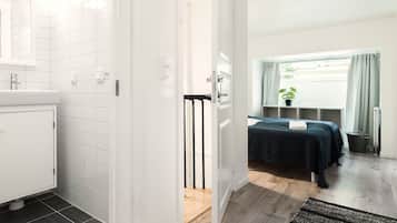 Habitación (6) | Tabla de planchar con plancha, wifi gratis y ropa de cama