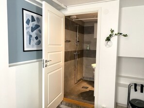 Habitación (5) | Tabla de planchar con plancha, wifi gratis y ropa de cama 