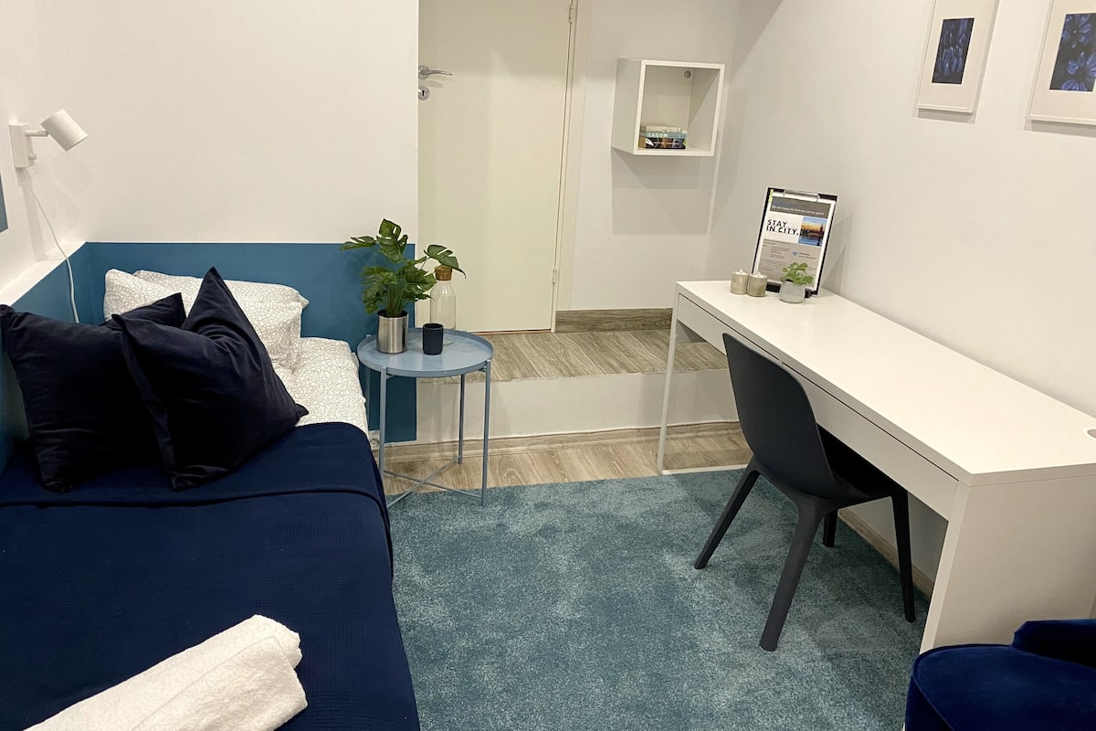 Basic Room 3 (Shared bathroom) | Ütü/ütü masası, ücretsiz kablosuz İnternet, çarşaf takımı