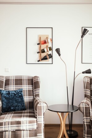 Classic Apartment, 1 Bedroom, Allergy Friendly | Living room | 49-inch flat-screen TV with cable channels, TV - Viktorias Home (Kufstein)