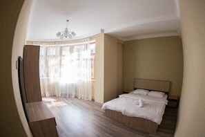 Apartment | Iron/ironing board, rollaway beds, free WiFi - Bakuvi Tourist Apartment B098 (Baku)