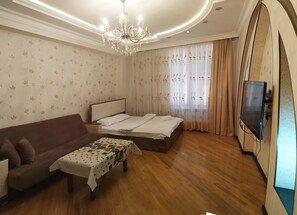 Comfort Apartment | Desk, iron/ironing board, free WiFi - Bakuvi Tourist Apartment B219 (Baku)