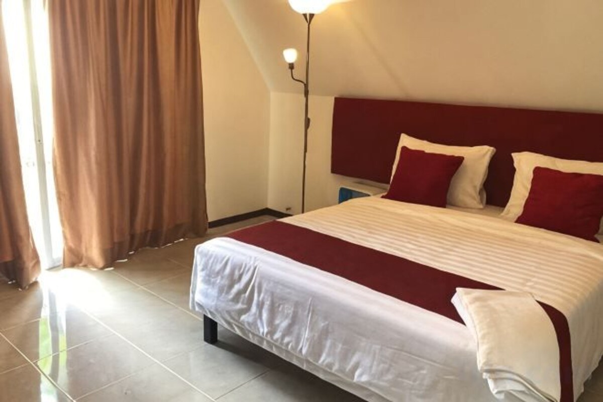 Deluxe Cabin