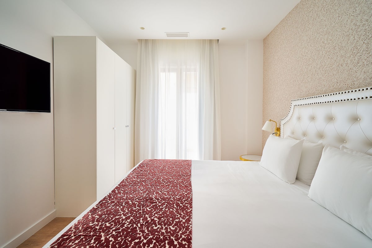 1 chambre, literie de qualité supérieure, couette en duvet d'oie