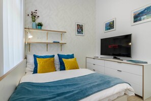 City Apartment, Terrace