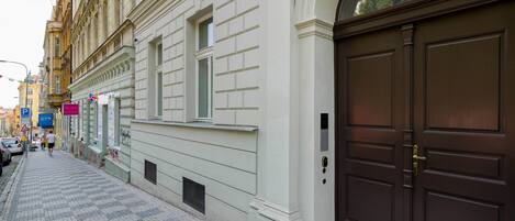 Entrada de la propiedad