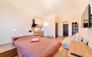 Apartment (2) | Soundproofing, iron/ironing board, free WiFi, bed sheets - Apartments Daniel (Odesa)