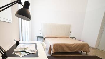 Classic Double Room, Ensuite | 1 bedroom, Frette Italian sheets, premium bedding, down comforters