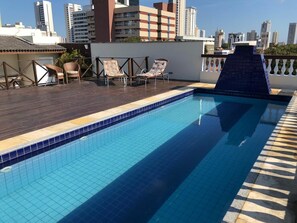 室外泳池