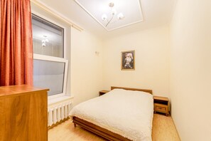 Apartment | Iron/ironing board, free WiFi, bed sheets - Apartment Sea and City Center (Odesa)