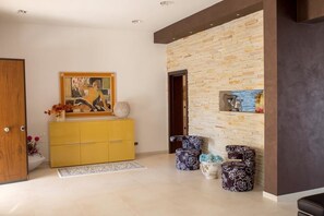 Interior entrance - Villa Relax (San Michele Salentino)