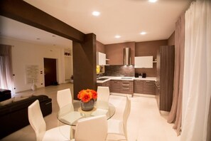 Villa, 3 Bedrooms, Private Pool | In-room dining