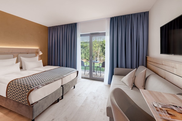 Junior Studio Suite | Premium bedding, individually decorated, individually furnished, desk