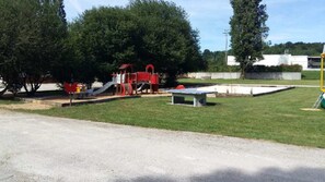 Außen-Kinderspielplatz