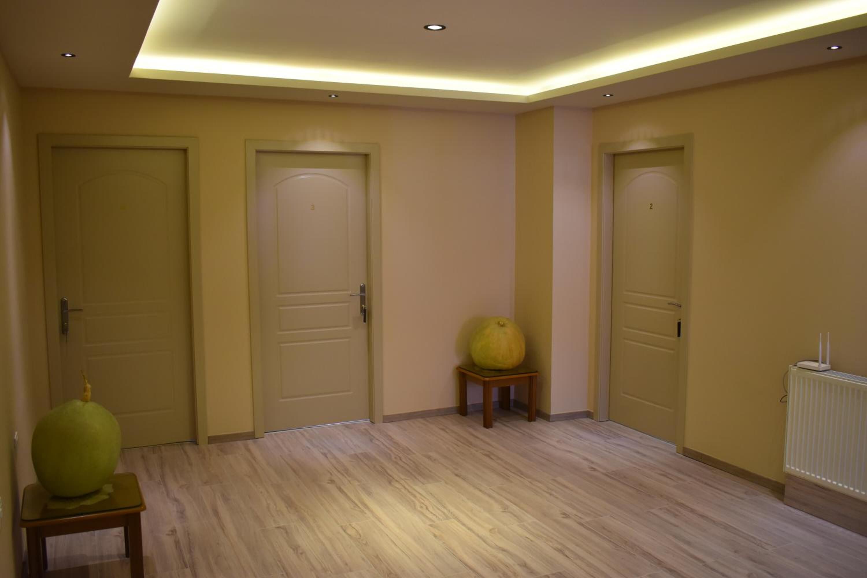 Frette Italian sheets, premium bedding, minibar, individually decorated