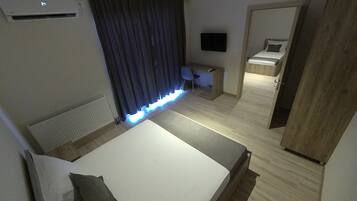 Junior-Suite | Italienische Bettbezüge von Frette, hochwertige Bettwaren, Minibar