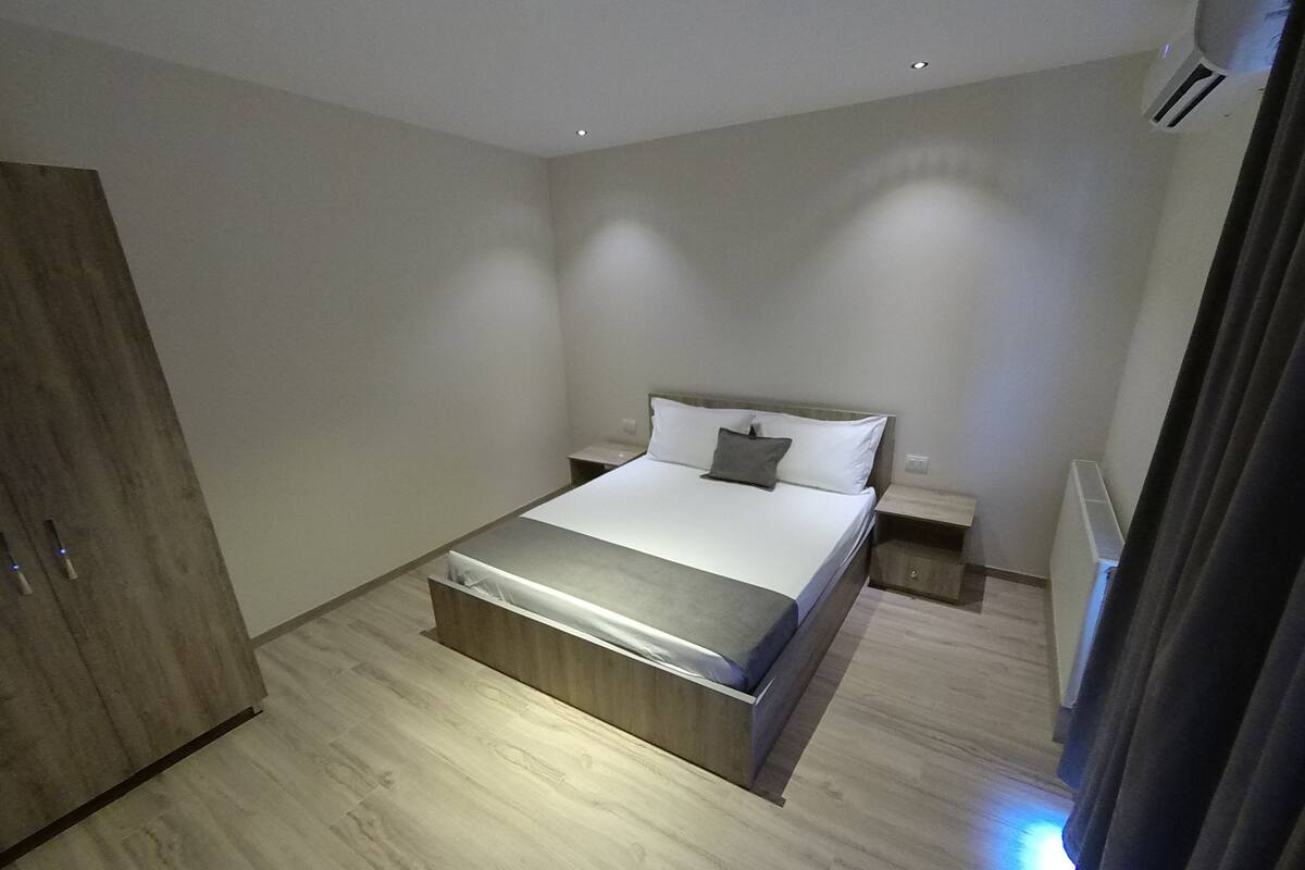 ผ้าปูที่นอน Frette จากอิตาลี, เครื่องนอนระดับพรีเมียม, มินิบาร์
