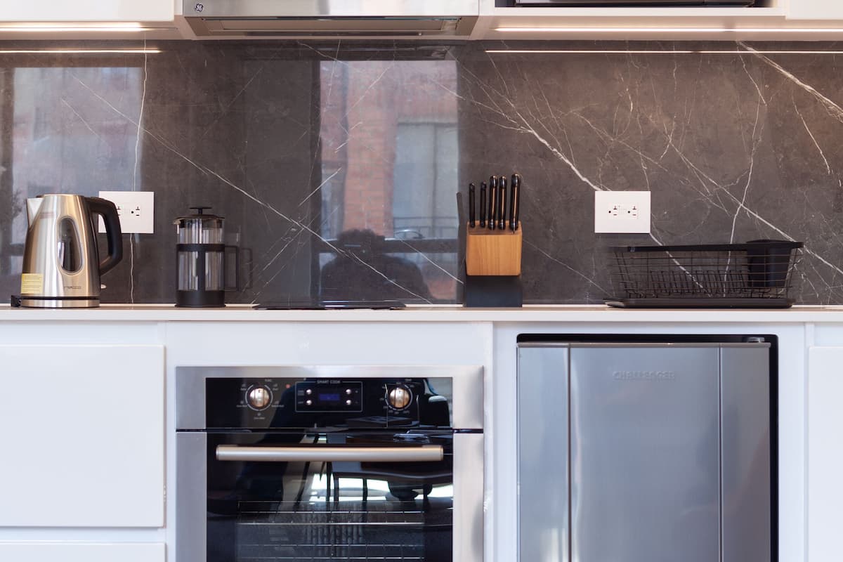 fridge, microwave, coffee/tea maker, electric kettle