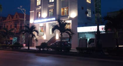 ChĂąu Anh Luxury Hotel