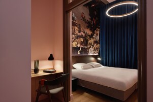 Ropa de cama hipoalergénica y minibar